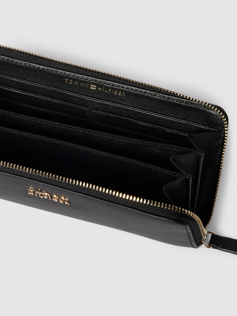 Portemonnaie mit Label-Applikation in schwarz
