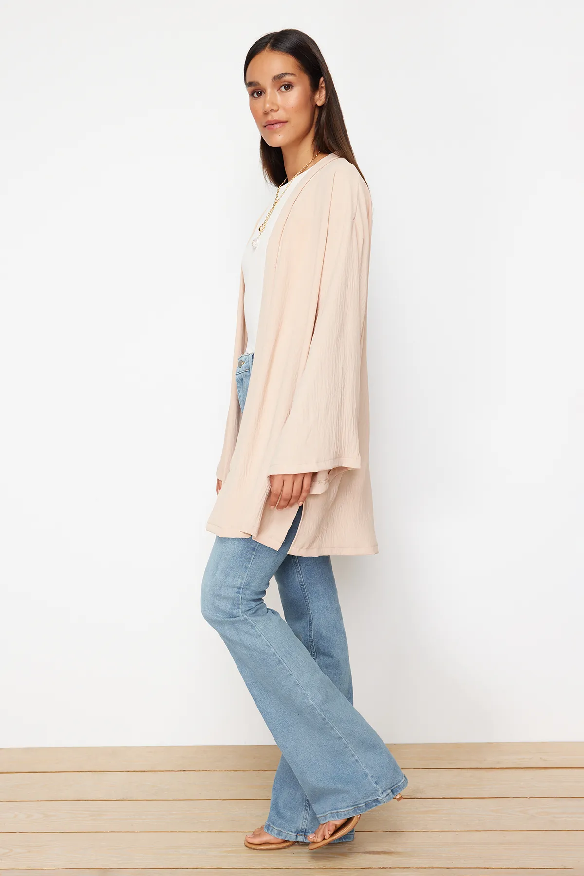 Trendyol Modest  Steingewebter Kimono in Leinenoptik TCTSS24KK00004