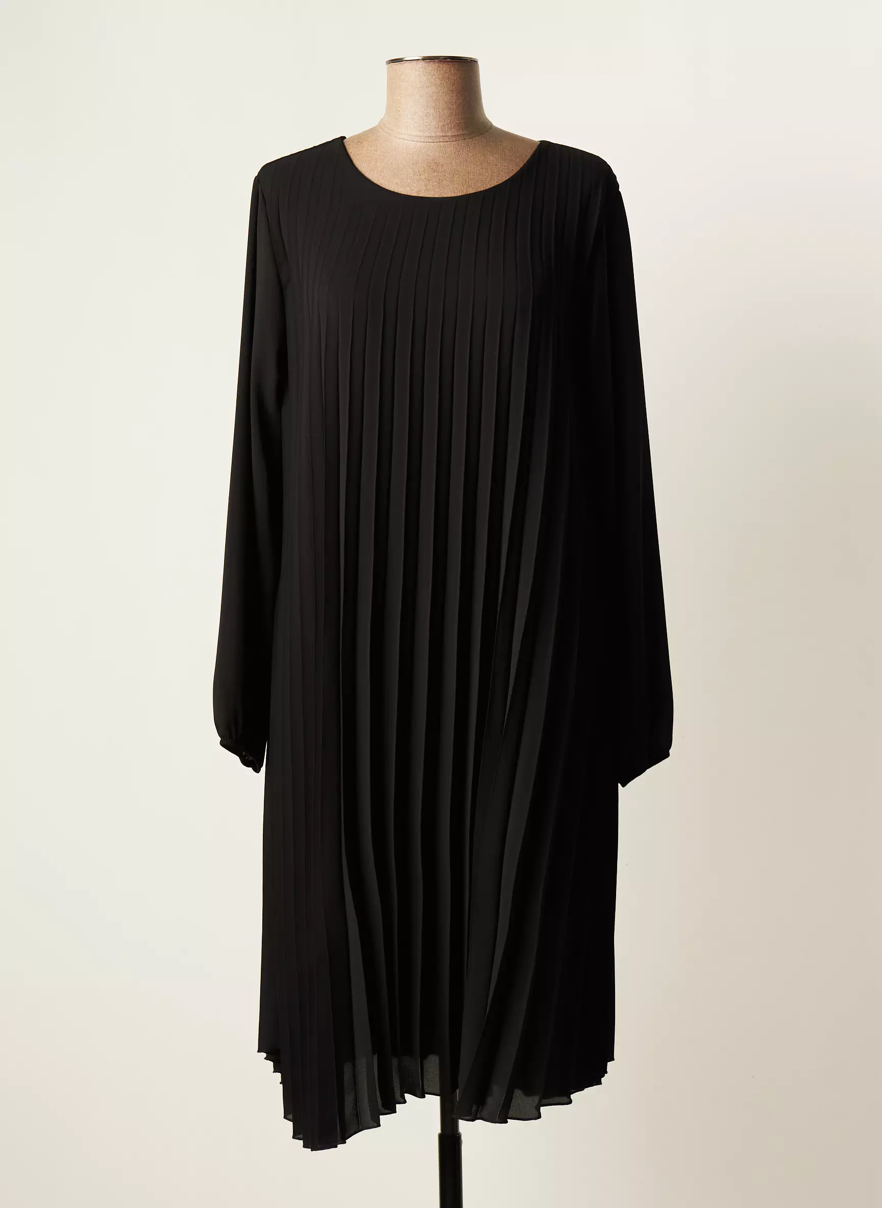 Quattro Robes Mi Longues Femme couleur noir