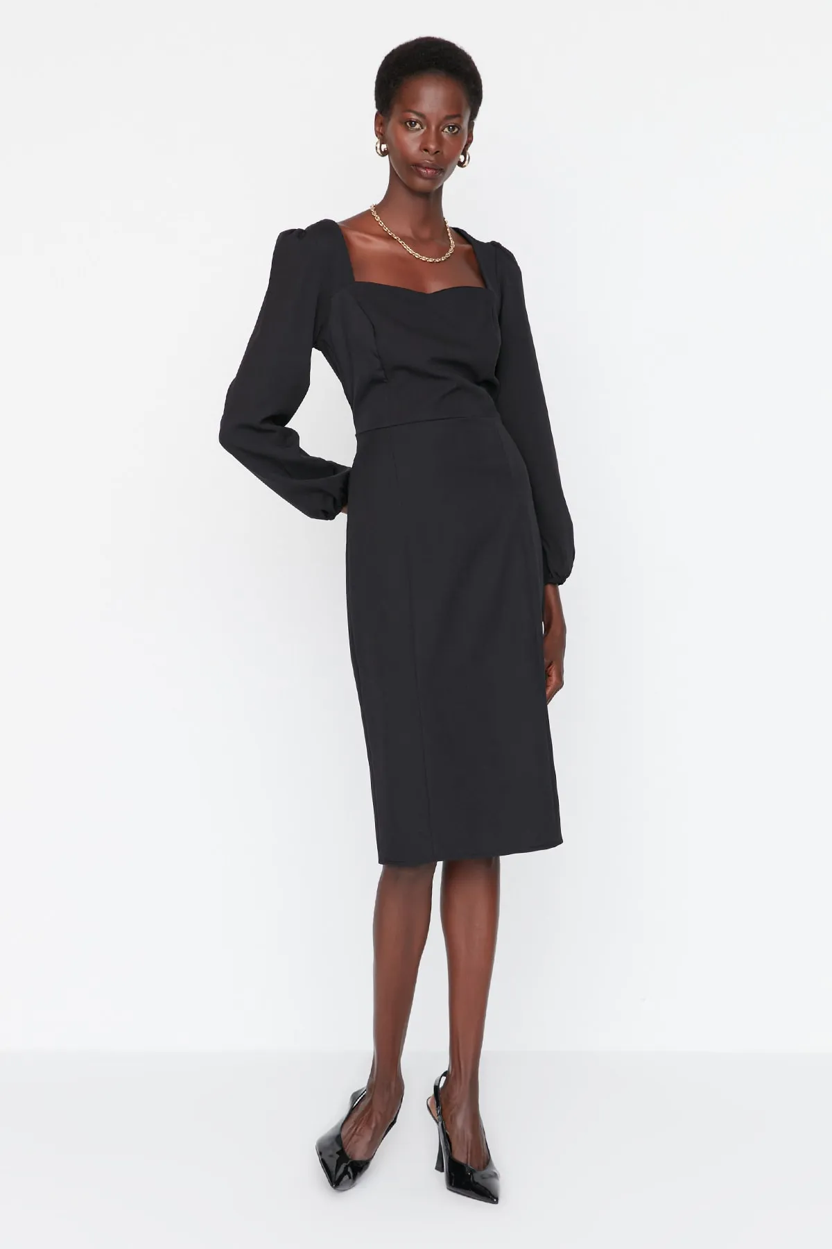 Trendyol Collection  Schwarzes, detailliertes Webkleid mit Krawatte TWOAW23EL00895