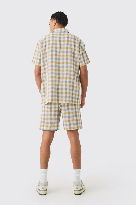 Strukturiertes Oversize Karohemd und Shorts
