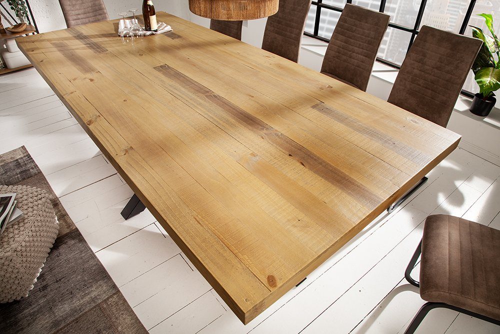 riess-ambiente Esstisch GALAXIE 200cm vintage braun / schwarz (Einzelartikel, 1-St), recyceltes Massivholz · Metall · Industrial · Pinie