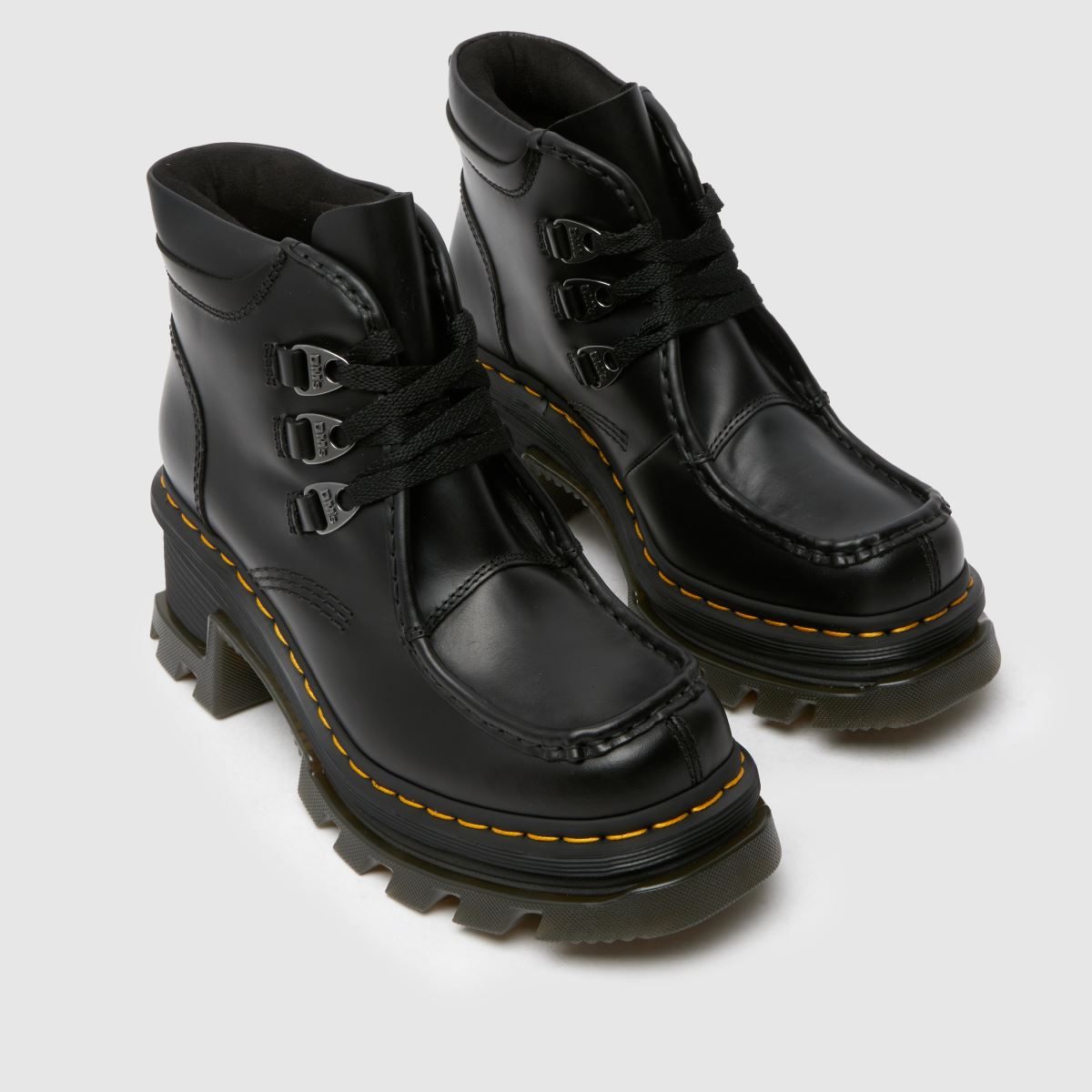 Dr Martens – Corran – Svarta stövlar med 3 öglor