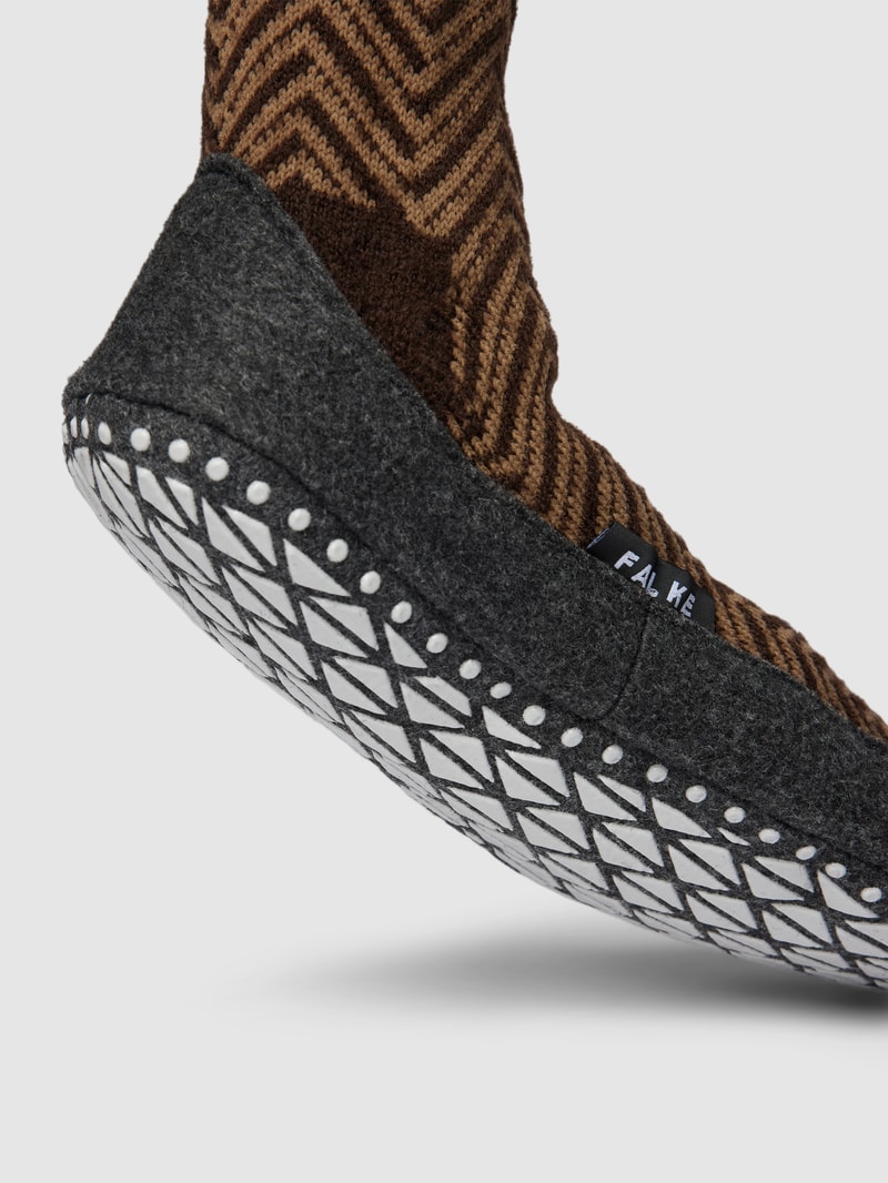 Hausschuhe mit Anti-Slip-System Modell 'COSYSHOE' in camel