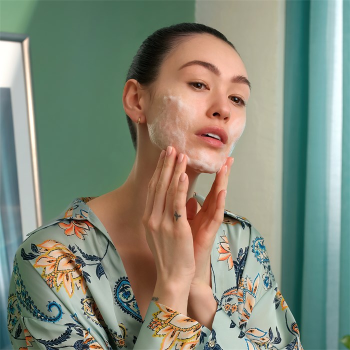 Micro-Foam Cleanser