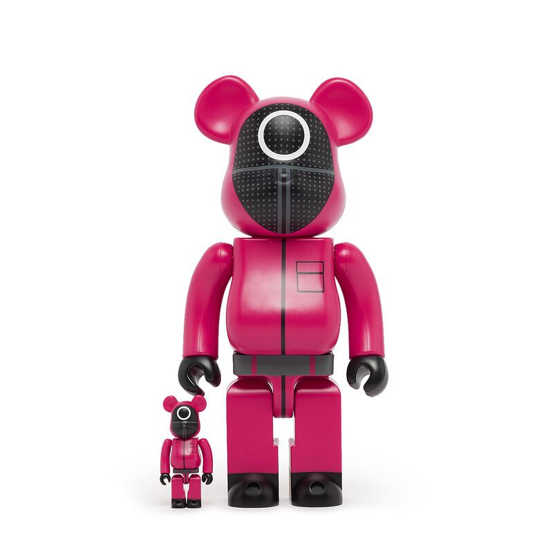 Medicom Bearbrick Squid Game Guard ○ 100% & 400% multicolor