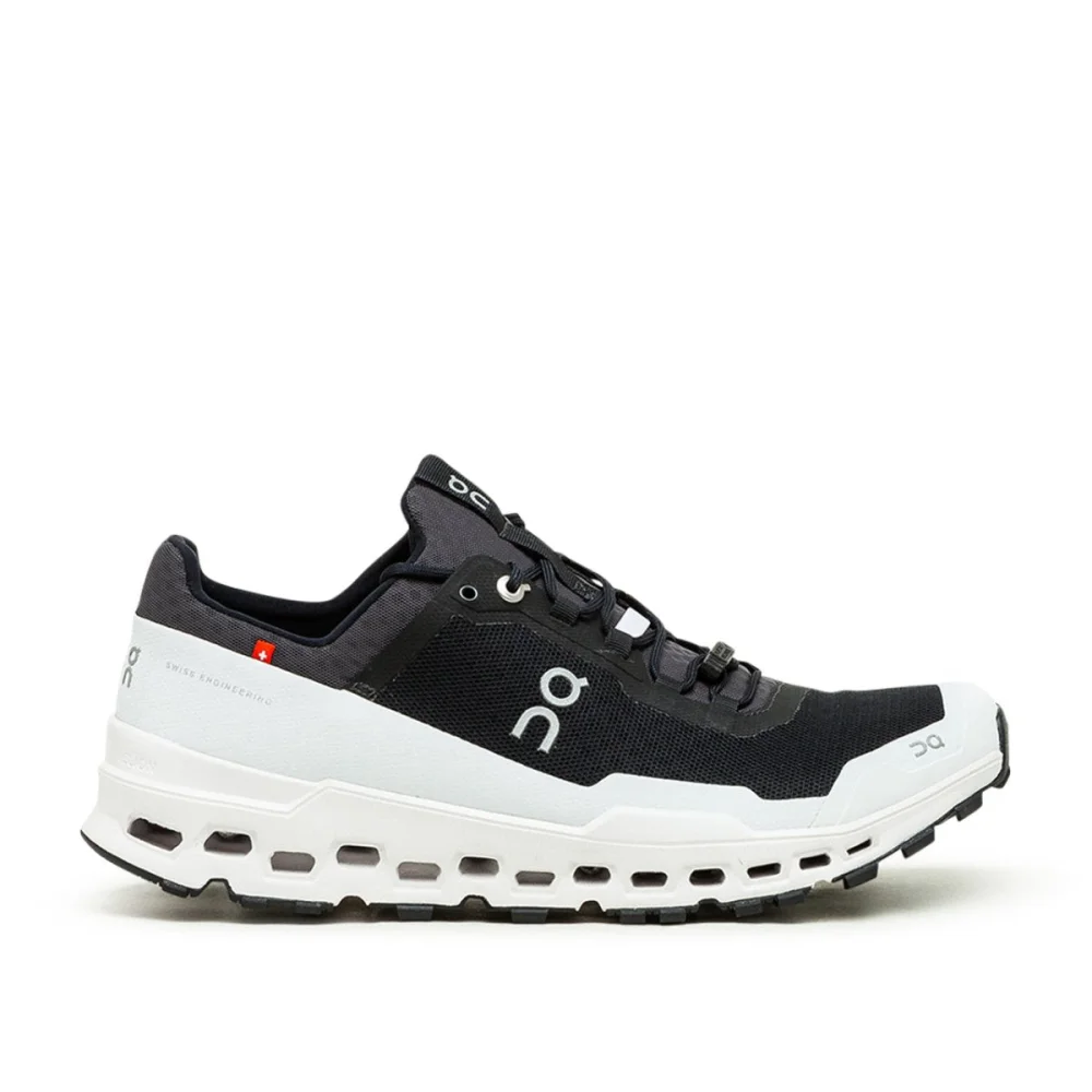 ON Cloudultra 44.99543 / schwarz