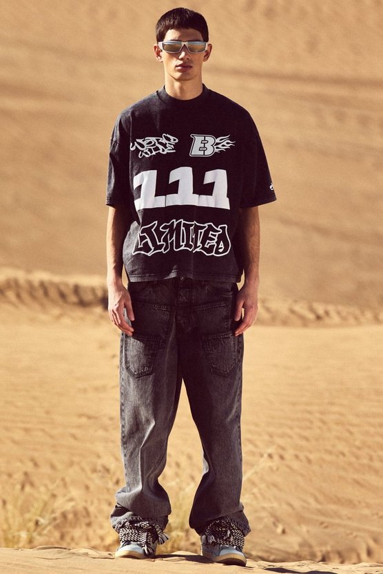 Lockere Jeans mit Acid-Waschung