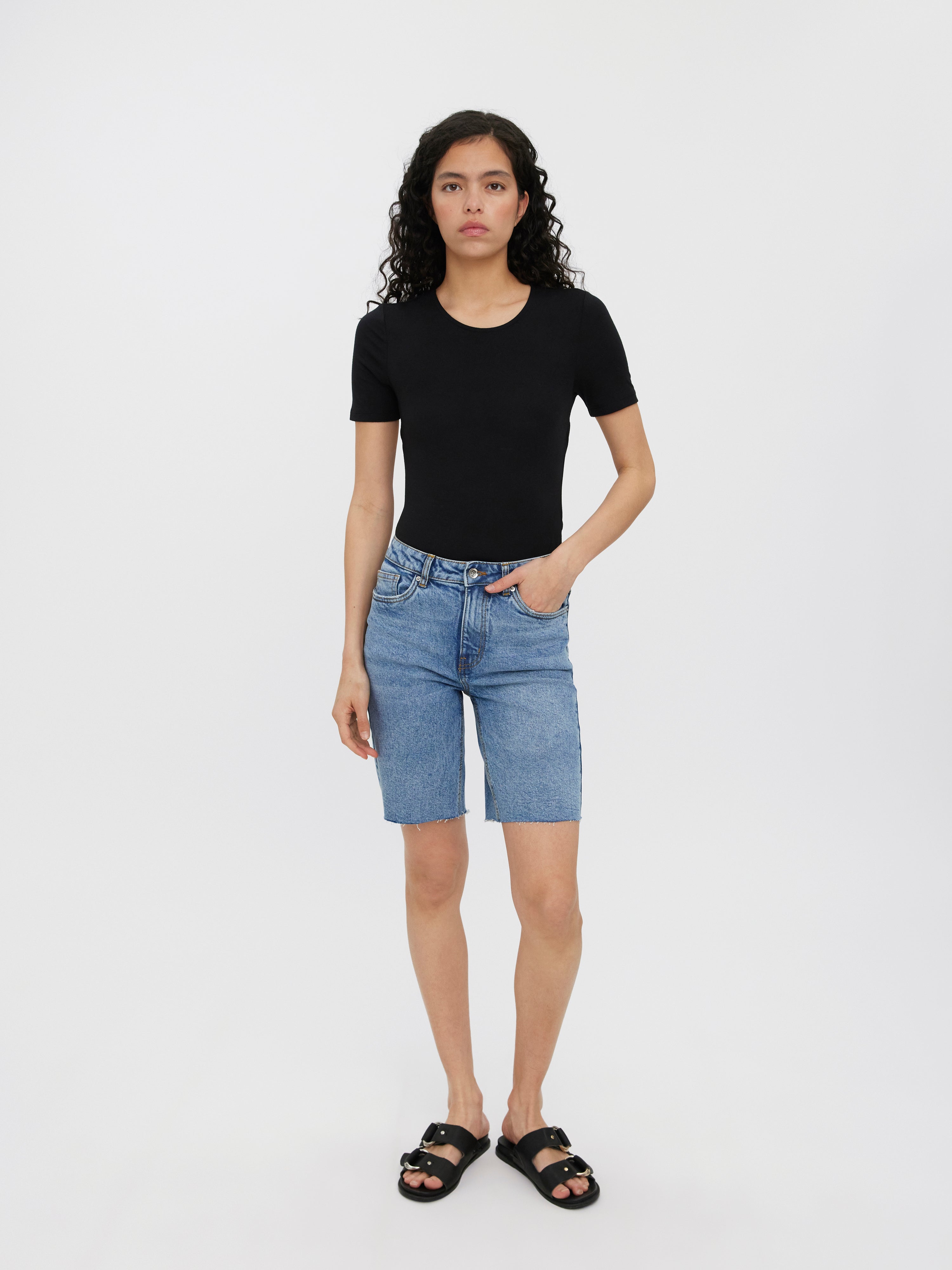 VMBRENDA Shorts