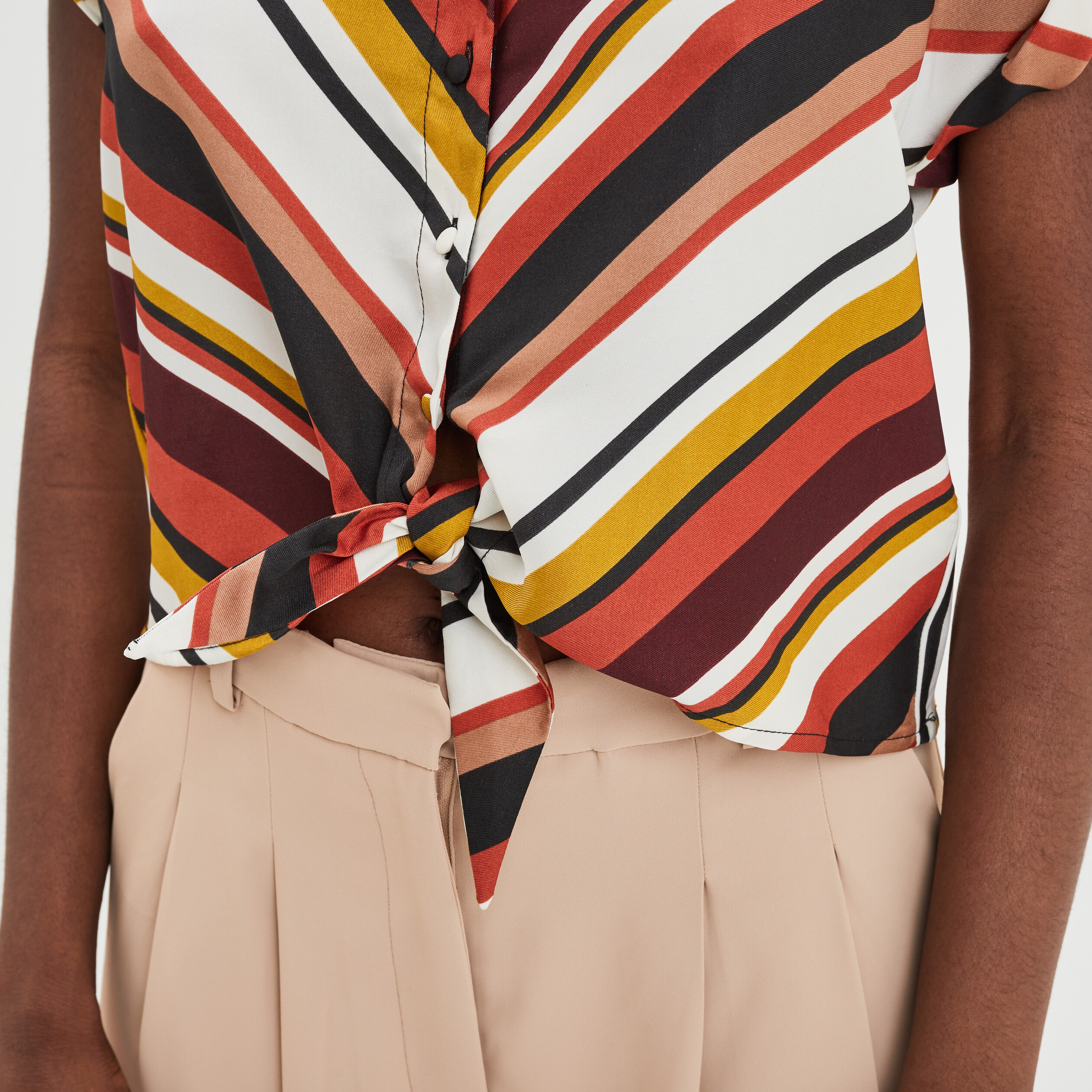 Chemise satin nouée manches courtes multicolore femme | La Halle