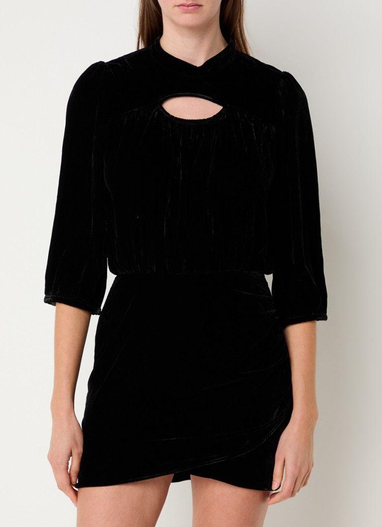 Rochie scurtă de catifea pentru cursuri de dans.