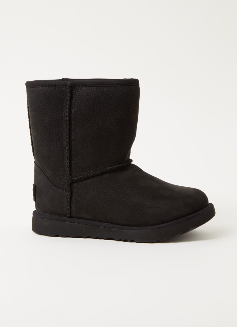 Cizme din piele UGG Classic II