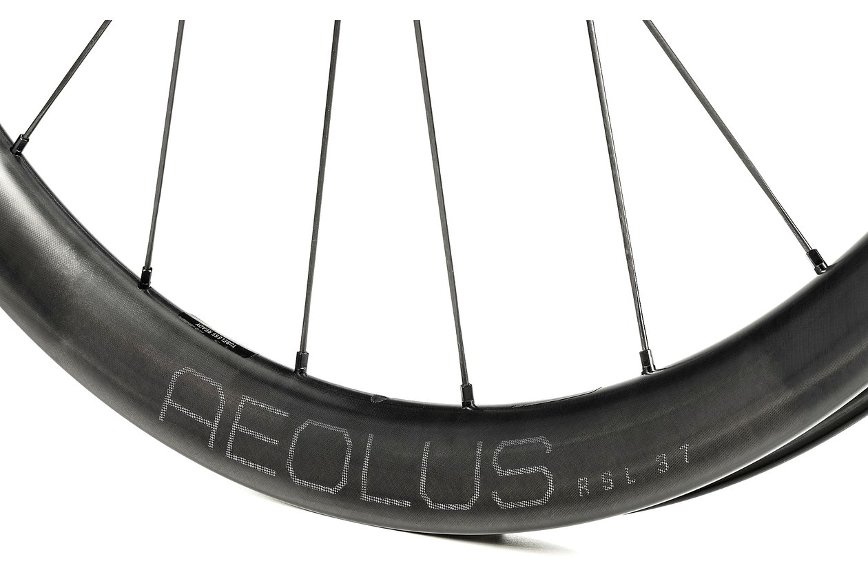 Bontrager Aeolus RSL 37 TLR Disc Road Carbon Vorderrad