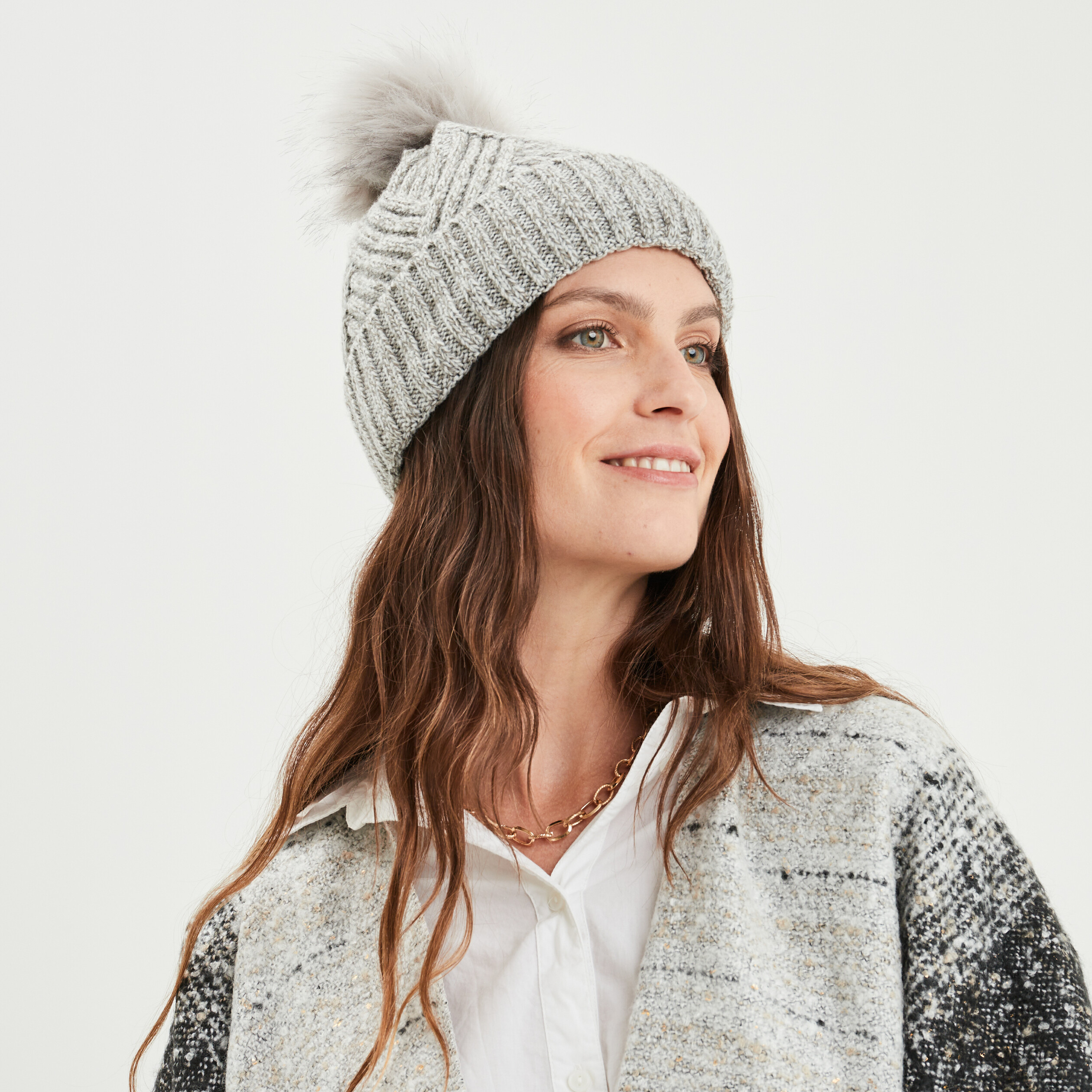 Bonnet à pompon gris clair femme | La Halle