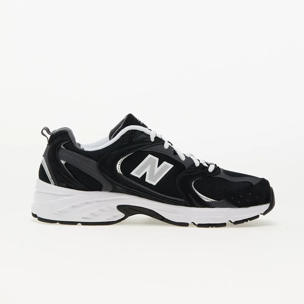 New Balance 530 MR530CC / schwarz