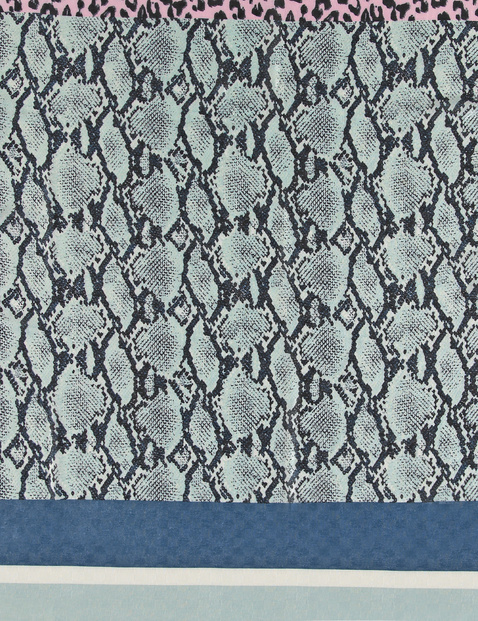 Feiner Schal mit Muster-Patch