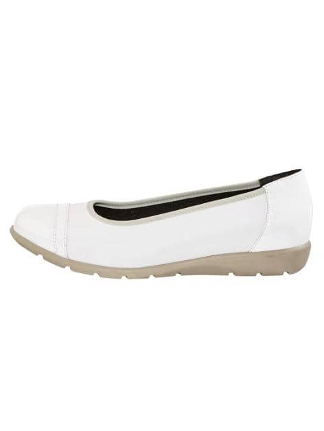 Ballerina in tollem Leder-Mix