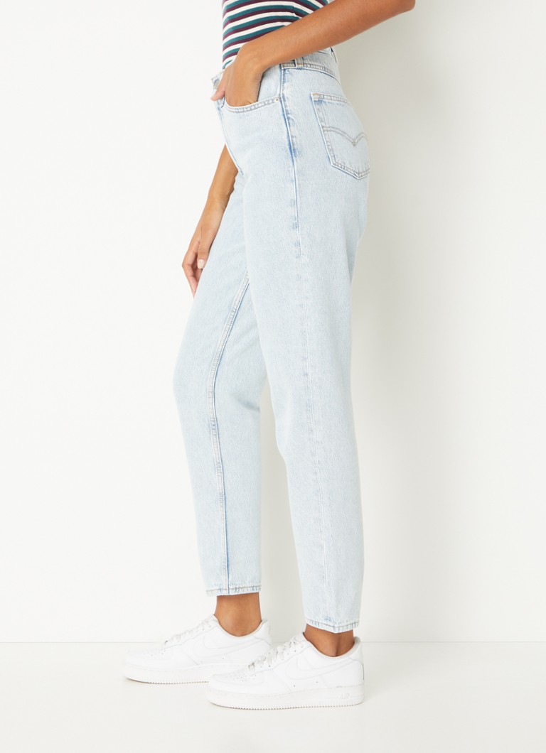 Levi'sin 80-luvun korkeavyötäröiset crop-mom-farkut kevyessä pesussa