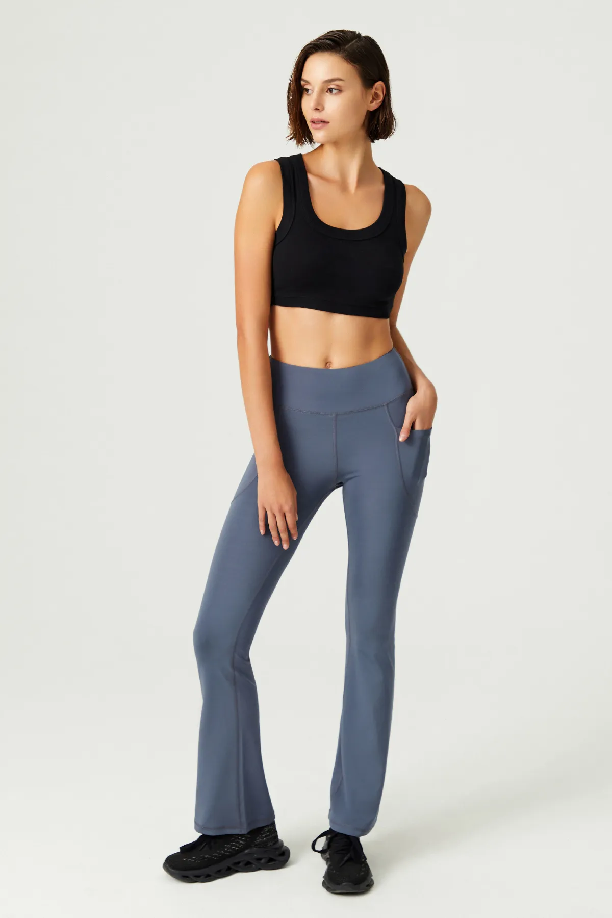 LOS OJOS  x Melodi Crop Top Tanktop aus schwarzer Baumwolle mit dicken Trägern