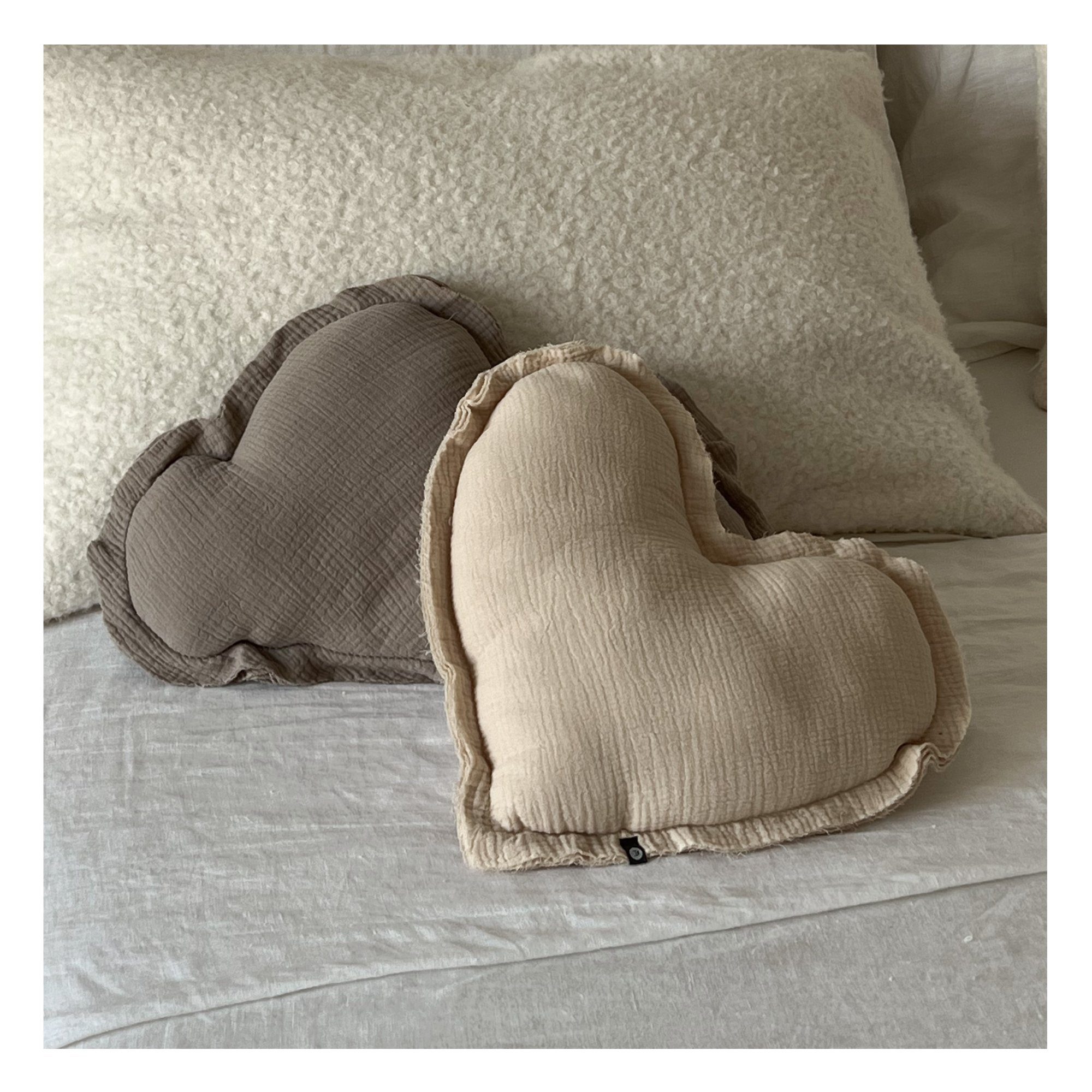 von Herzen Babykissen Musselinkissen Herz aus 100% Baumwolle, Dekokissen Kuschelkissen