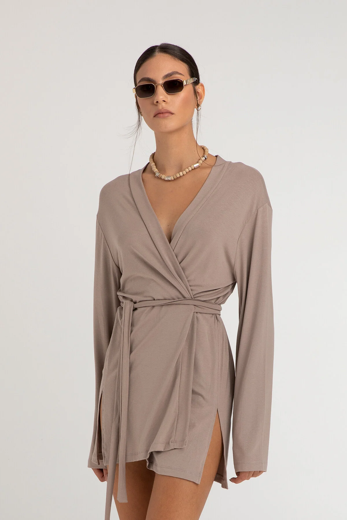SHEISMONO  Ultraweicher Zoe Kimono Beige