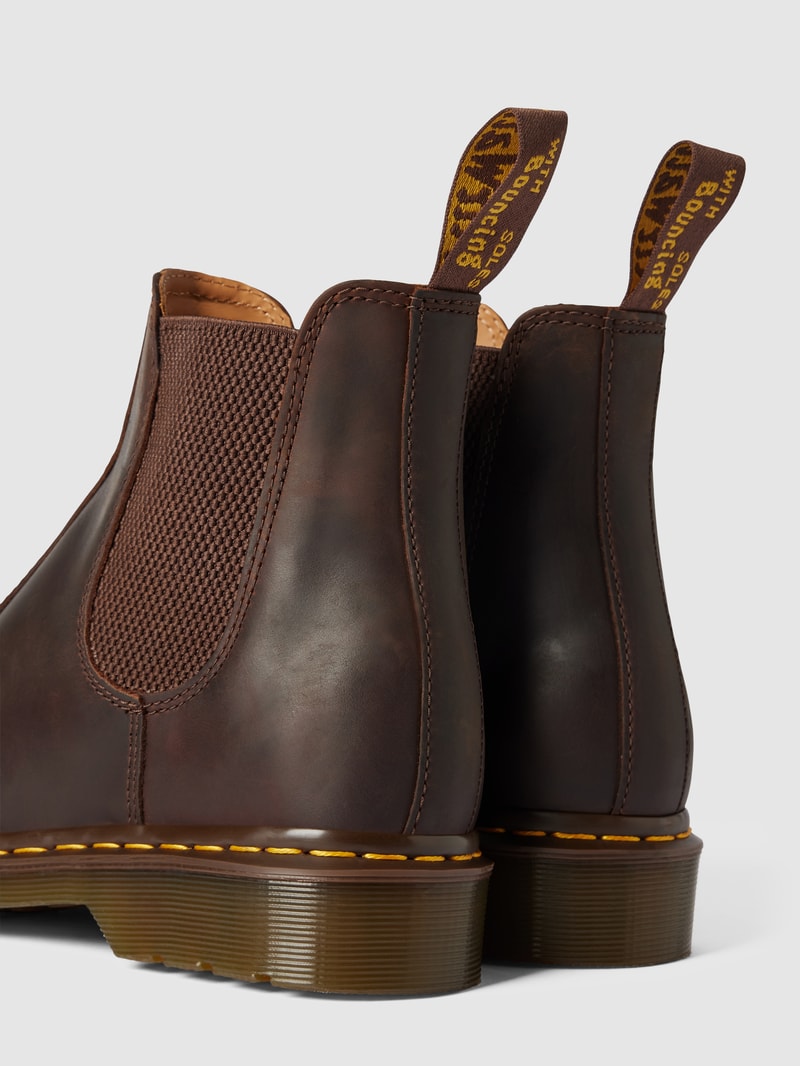 Chelsea Boots aus Leder in mittelbraun
