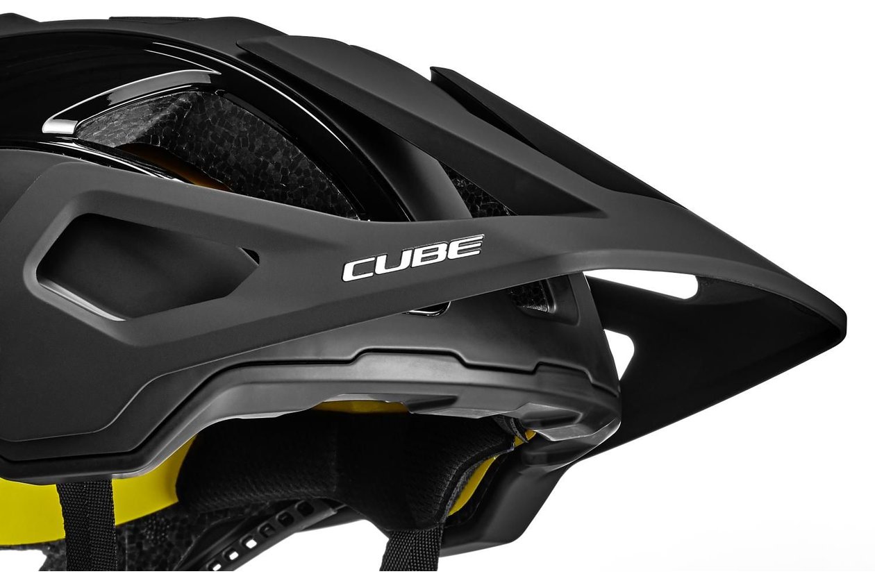 Cube Helm Strover