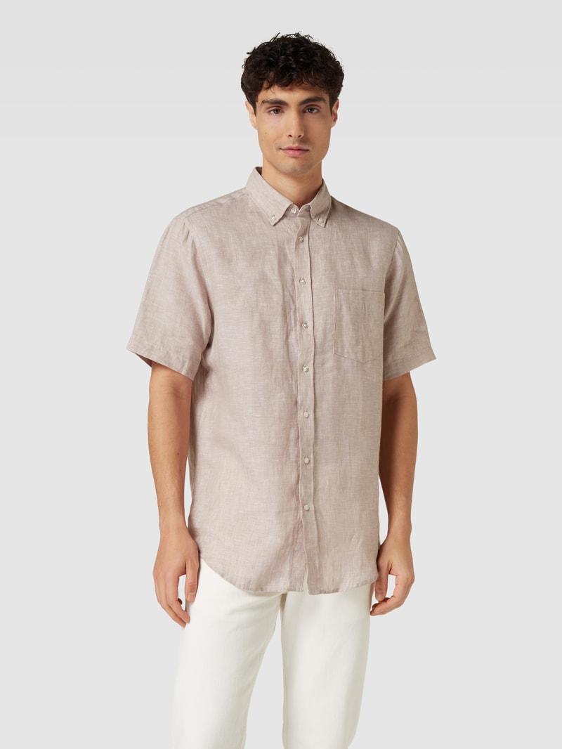 Freizeithemd mit Button-Down-Kragen in sand