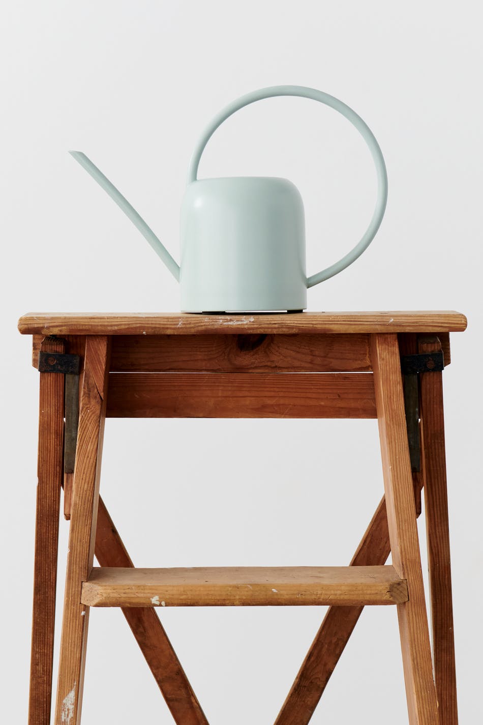 Watering metal can