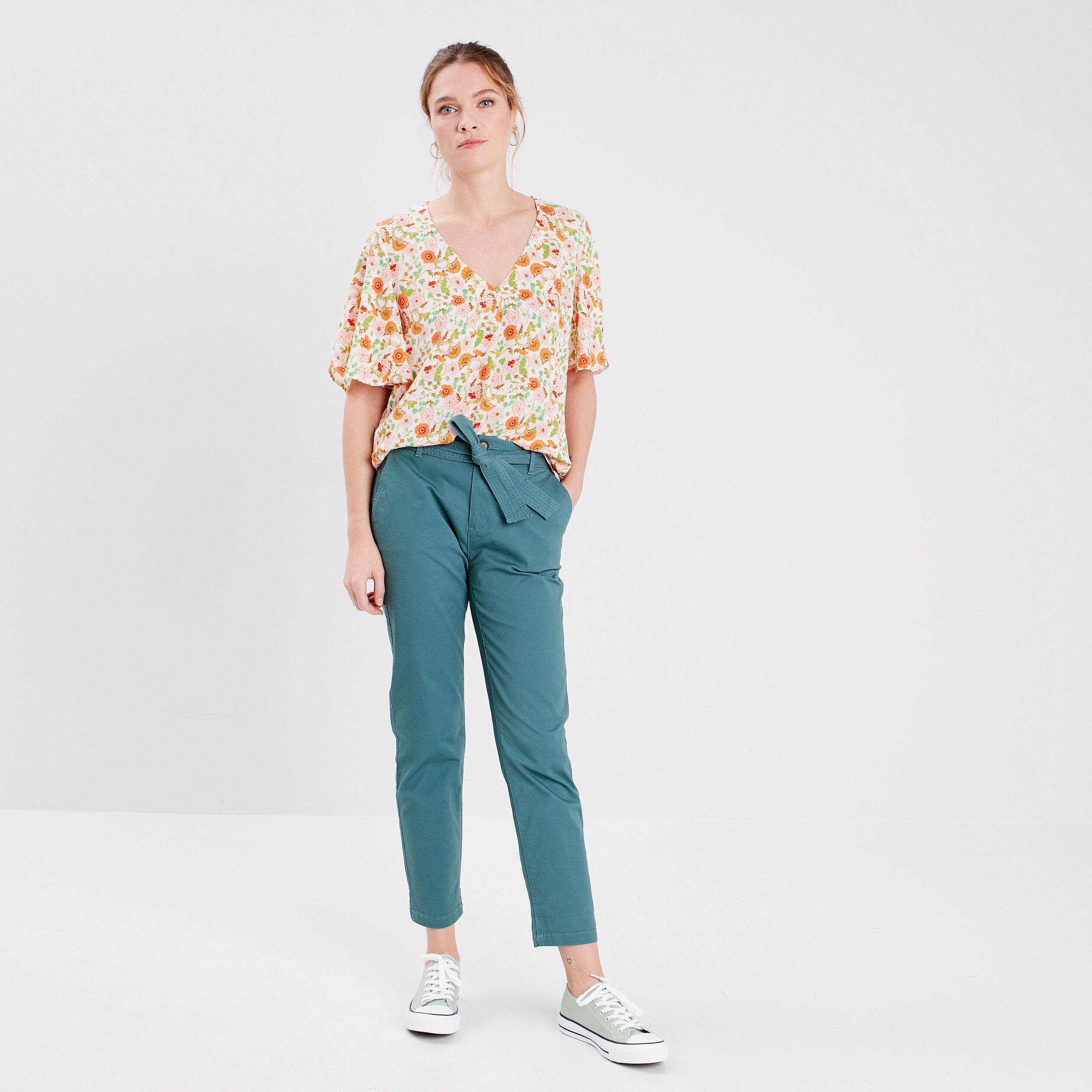 Blouse manches courtes papillons ecru femme | La Halle
