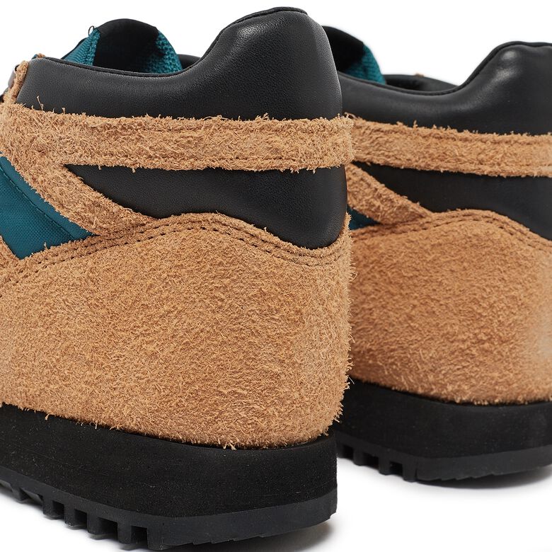 New Balance Rainier tan