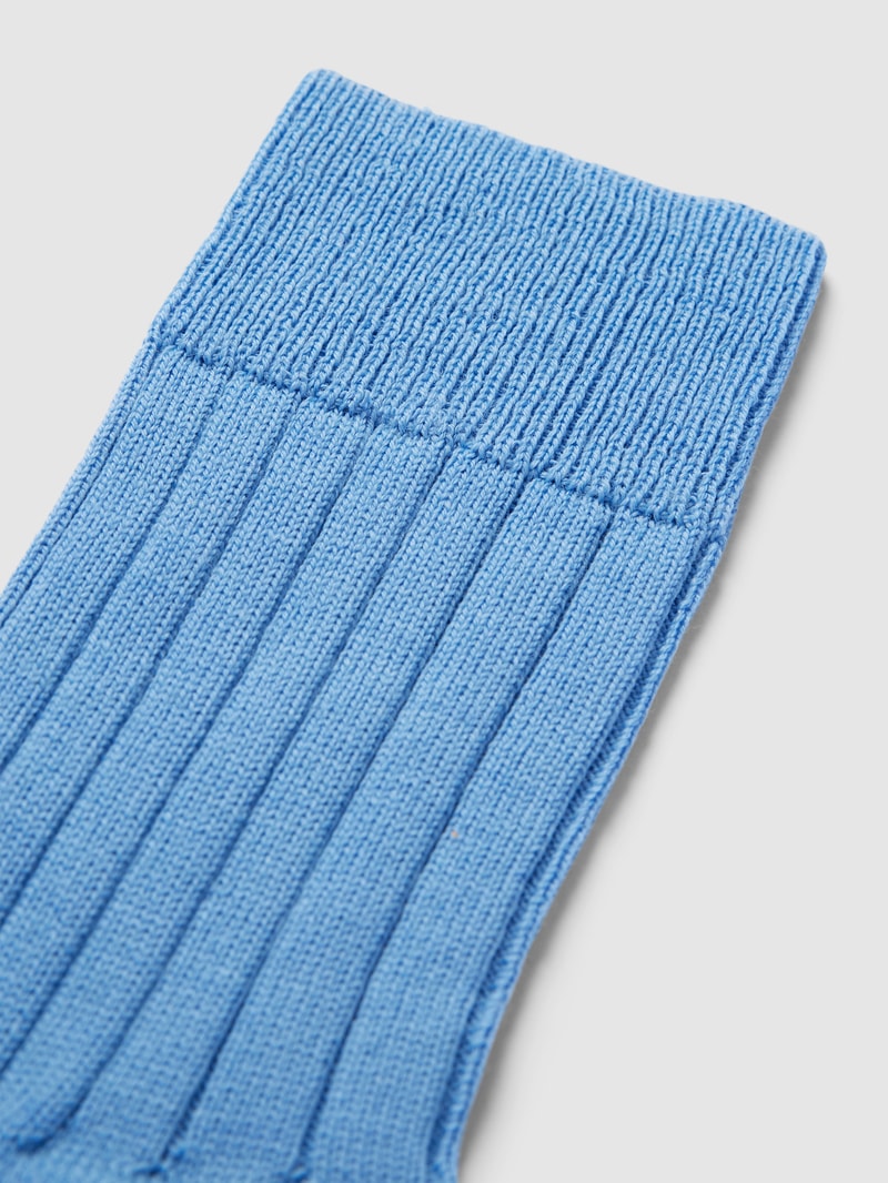 Socken mit elastischem Rippenbündchen in hellblau