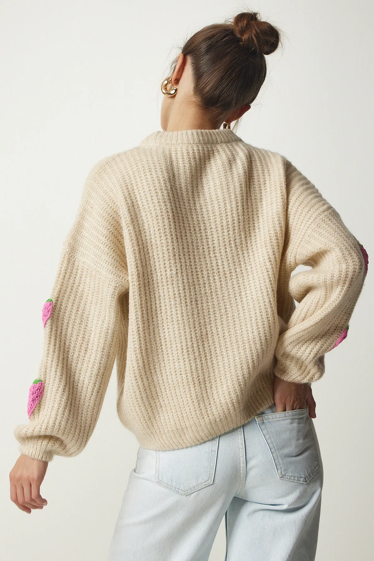 Happiness İstanbul  Beiger Strickpullover mit Erdbeerstruktur für Damen PF00022