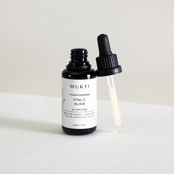 Mukti Organics Age Defiance Vitamin Booster Vital C Elixir Gesichtsserum