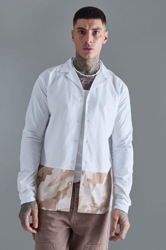 Tall langärmliges Hemd mit Camouflage-Print