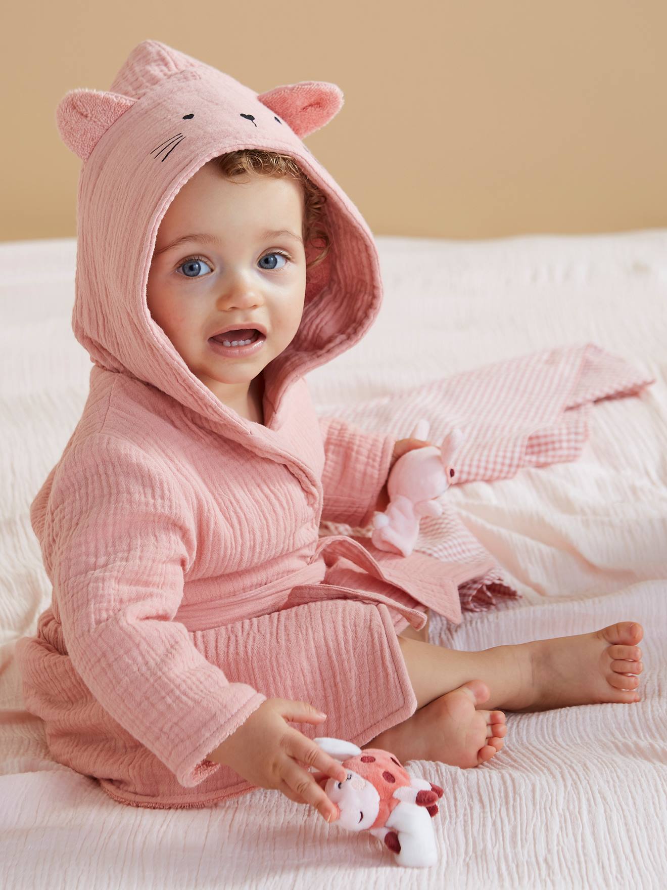 Peignoir bébé animal en gaze de coton bio* personnalisable ocre