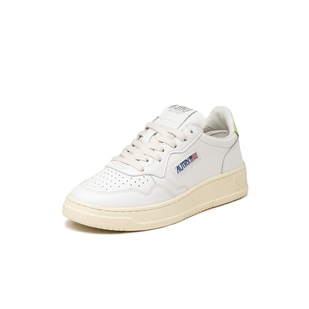 Autry WMNS Medalist Low W AULWLL60 / weiss
