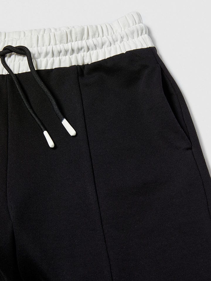 Sisley Bermudas in Schwarz günstig kaufen