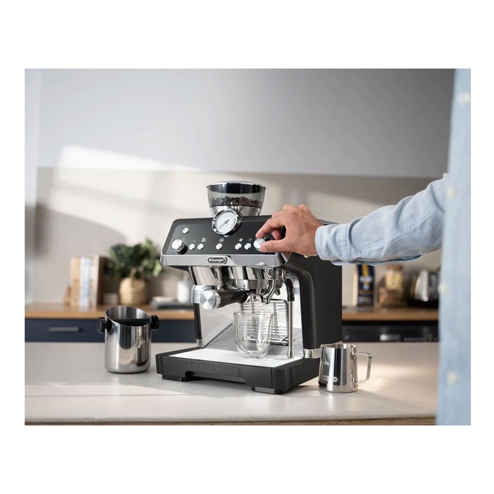 De'Longhi Siebträgermaschine EC 9355.BM La Specialist Prestigio, Smart-Tamping Station