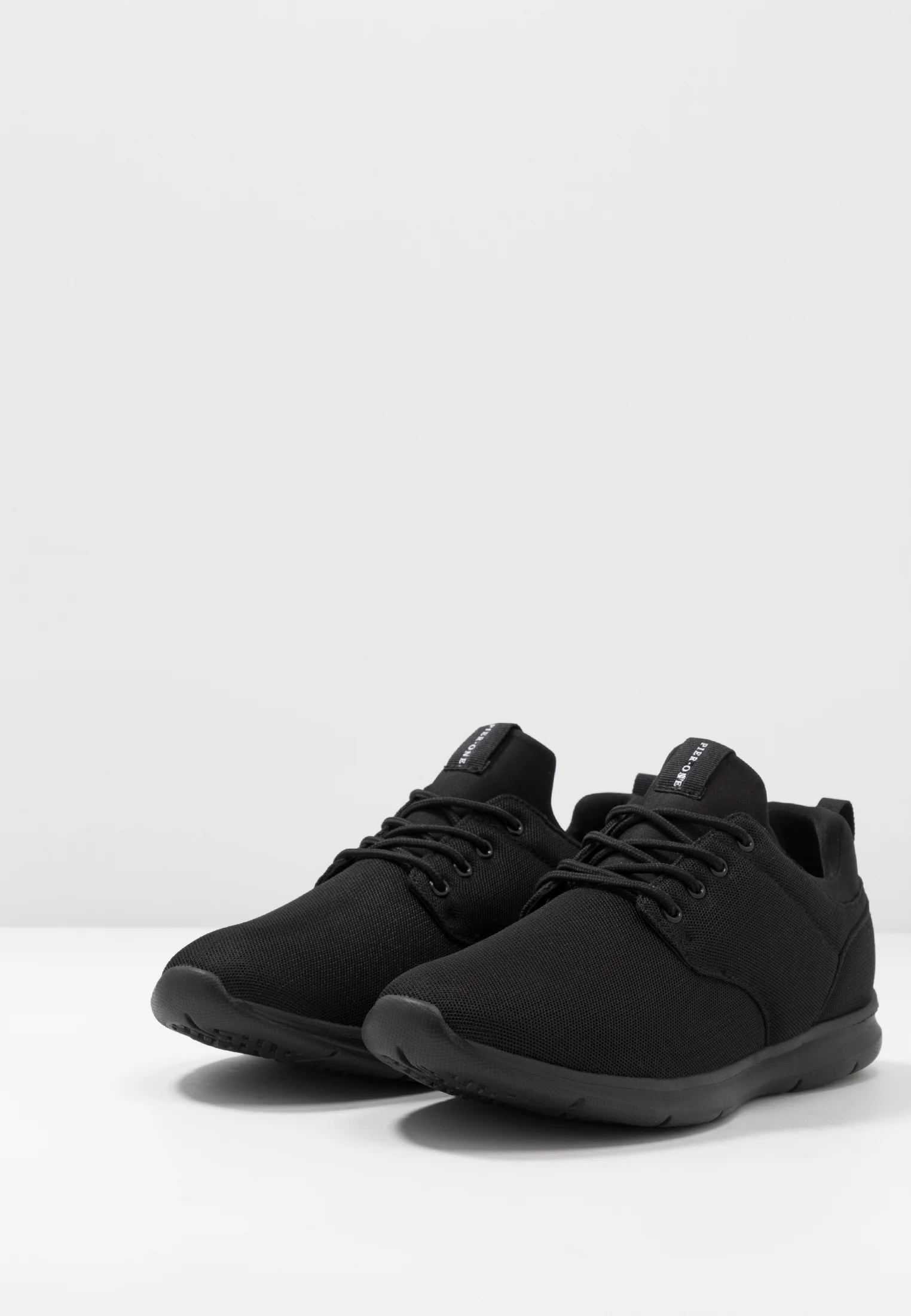 Zapatillas bajas Pier One