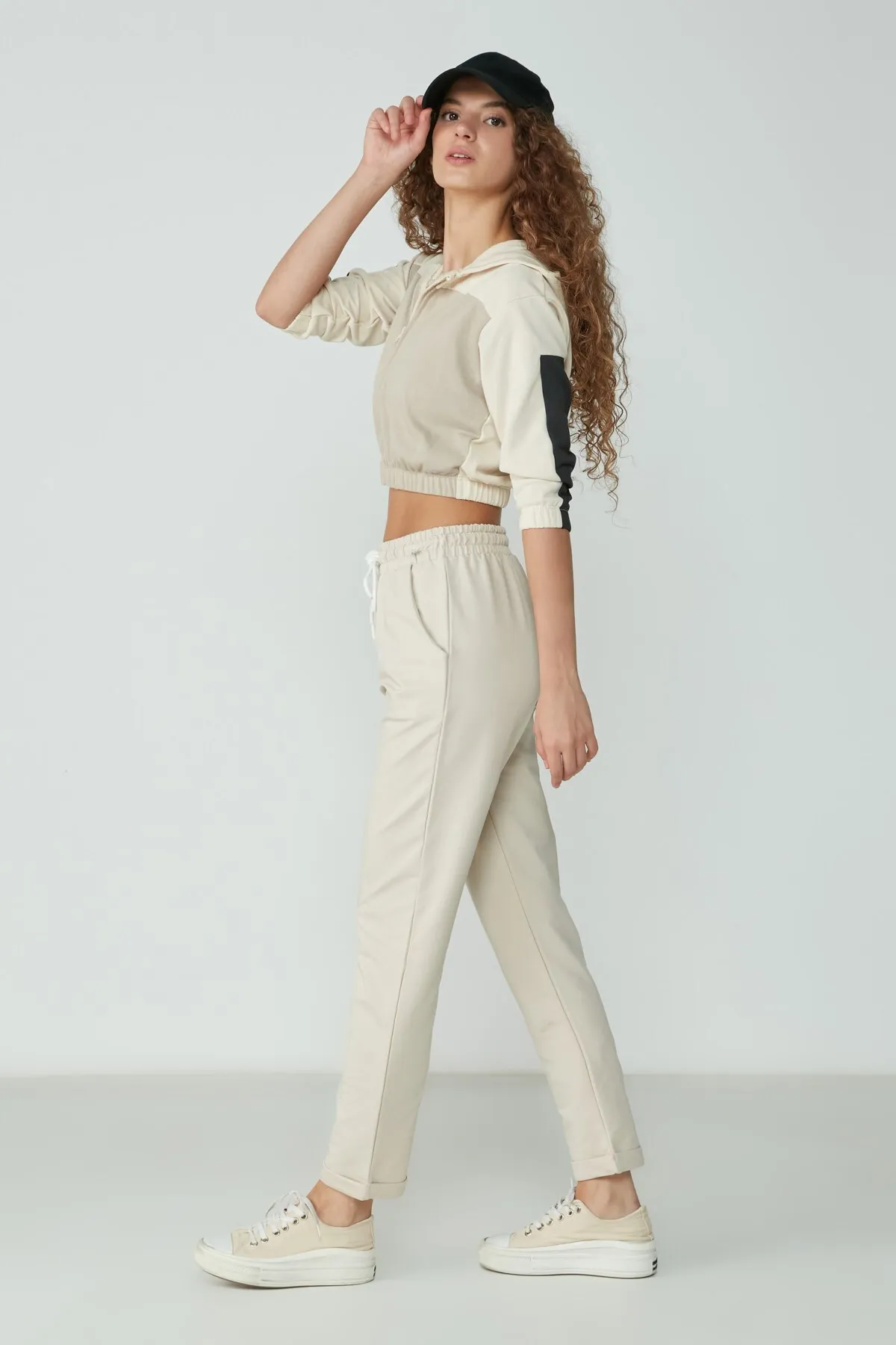 C&City  Doppelbein-Jogginghose 738 Stone