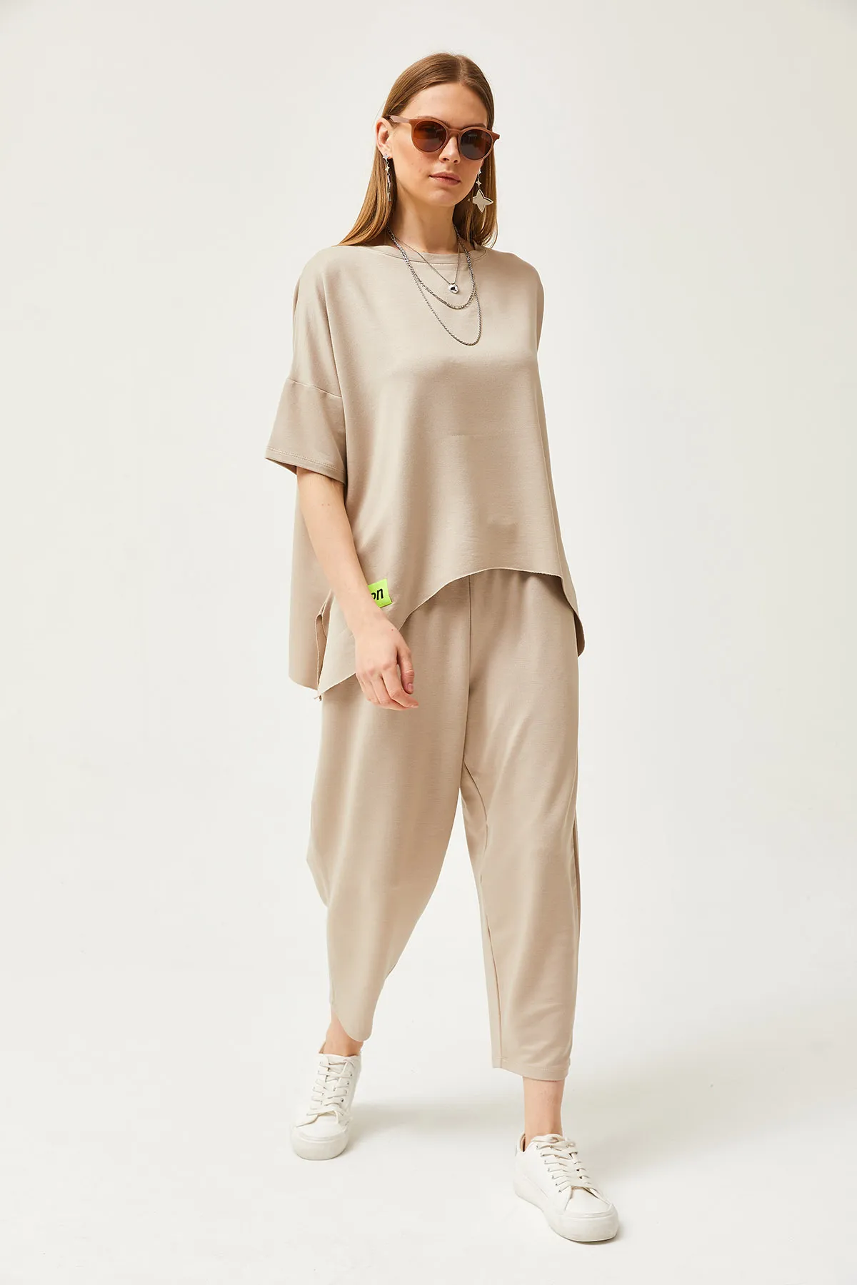 Olalook  Asymmetrische Bluse für Damen in Steinoptik, weiches, strukturiertes Unterteil und Oberteil, Kristallanzug TKM-19000269