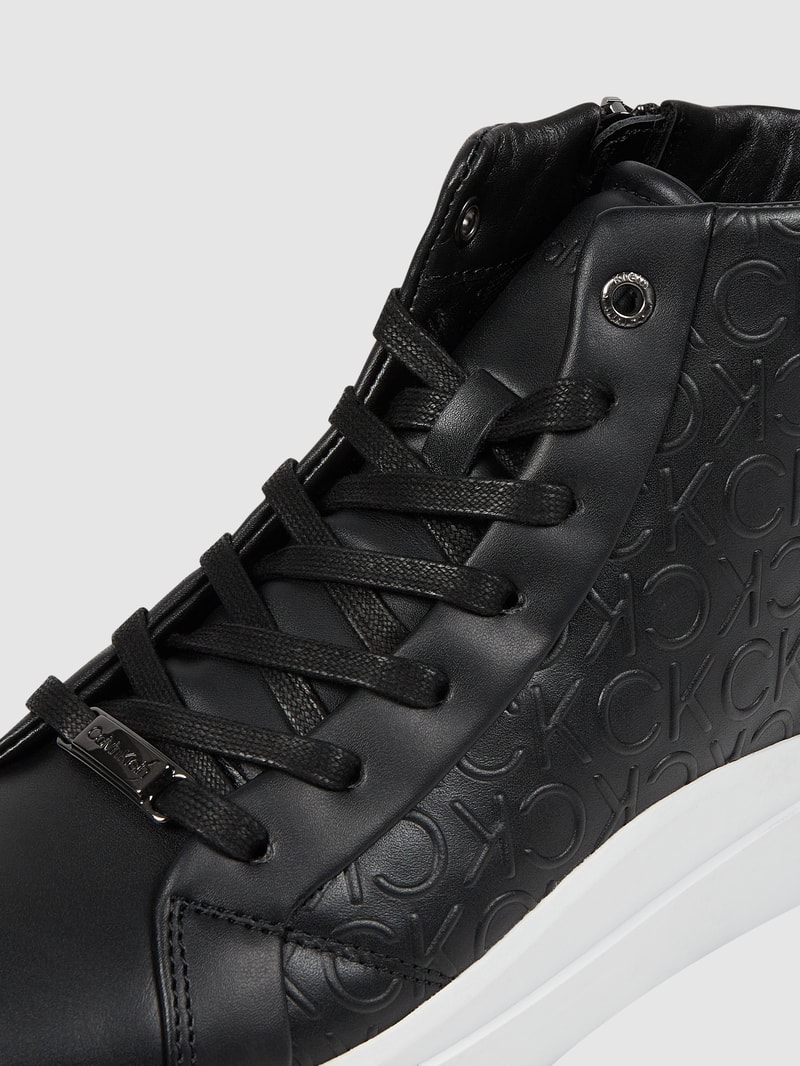 High Top Sneaker aus Leder in schwarz
