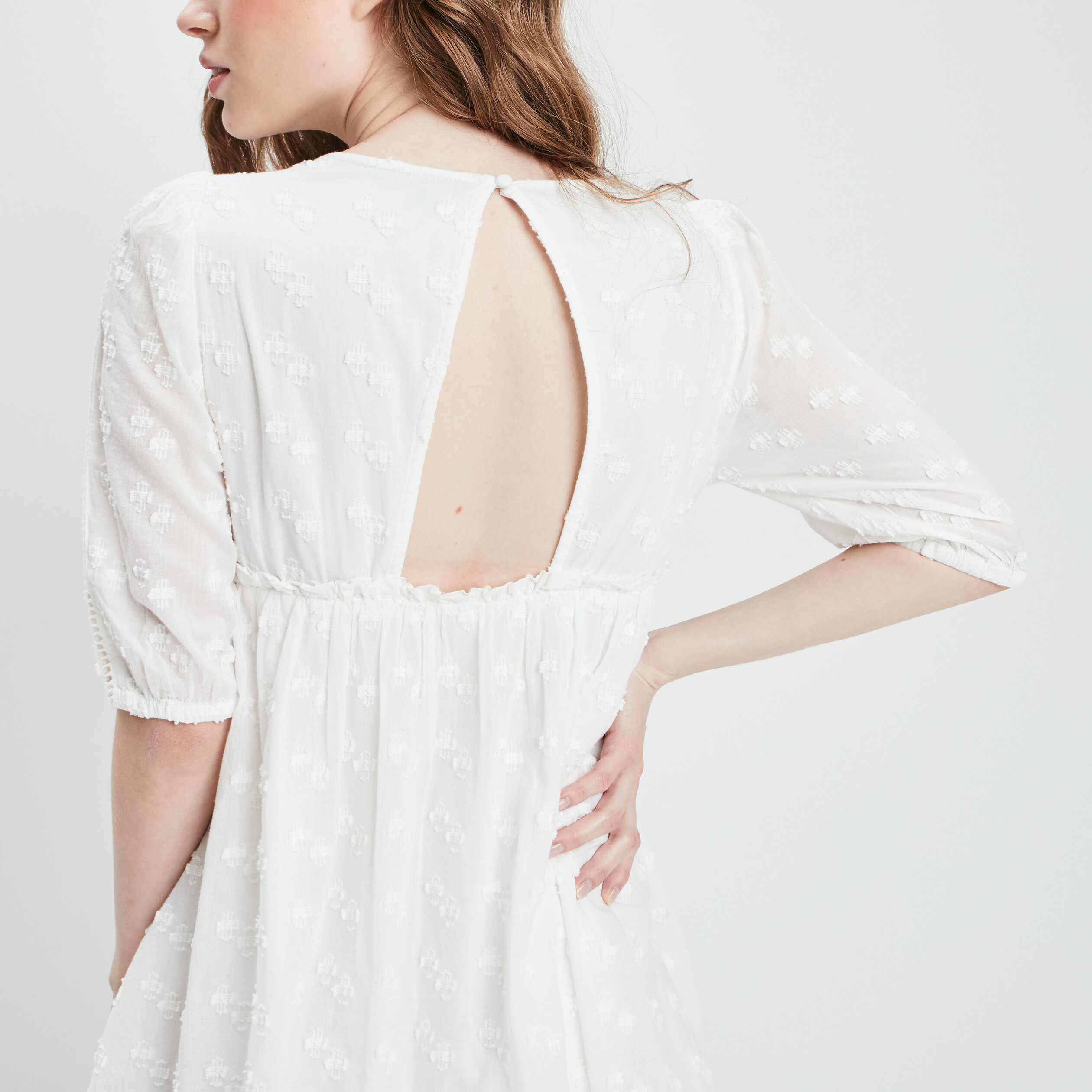Robe évasée col en V Liberto ivoire femme | La Halle