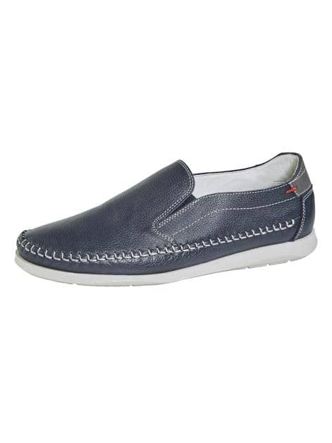 Slipper mit Ziernähten