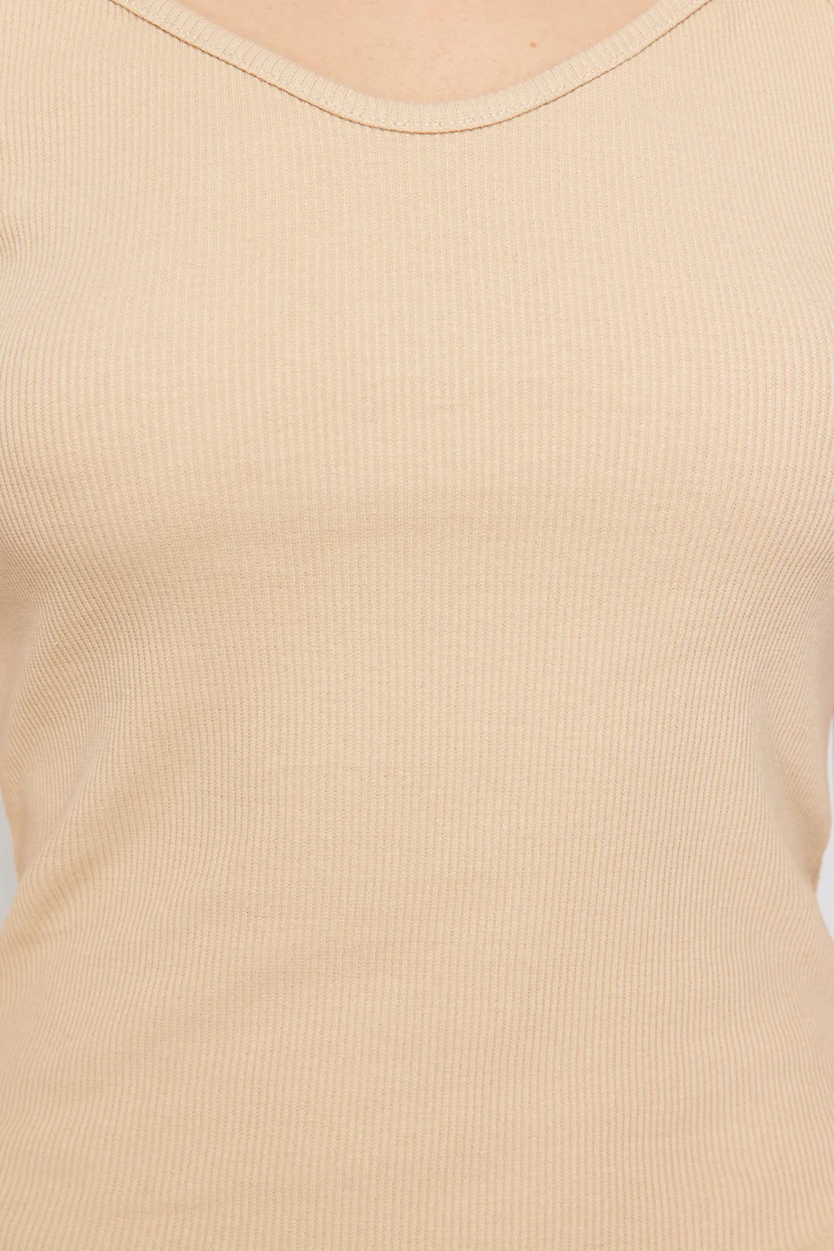 Trendyol Collection  Beige taillierte Strickbluse aus Baumwollstretch TWOSS21BZ0579