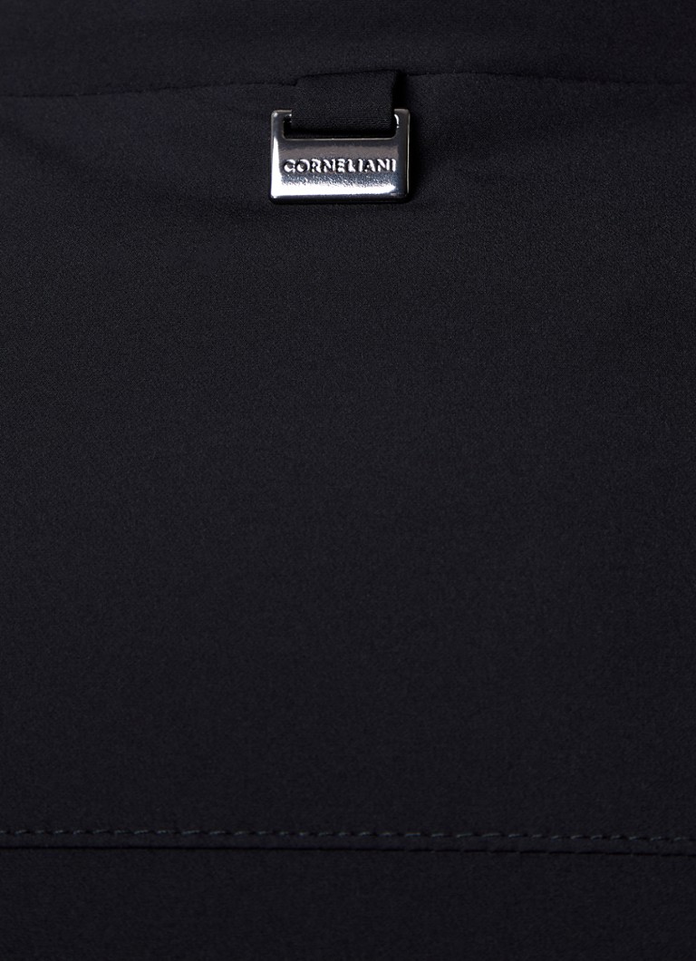 Parka Corneliani s kapucí, která se dá sbalit, a kapsami na zip
