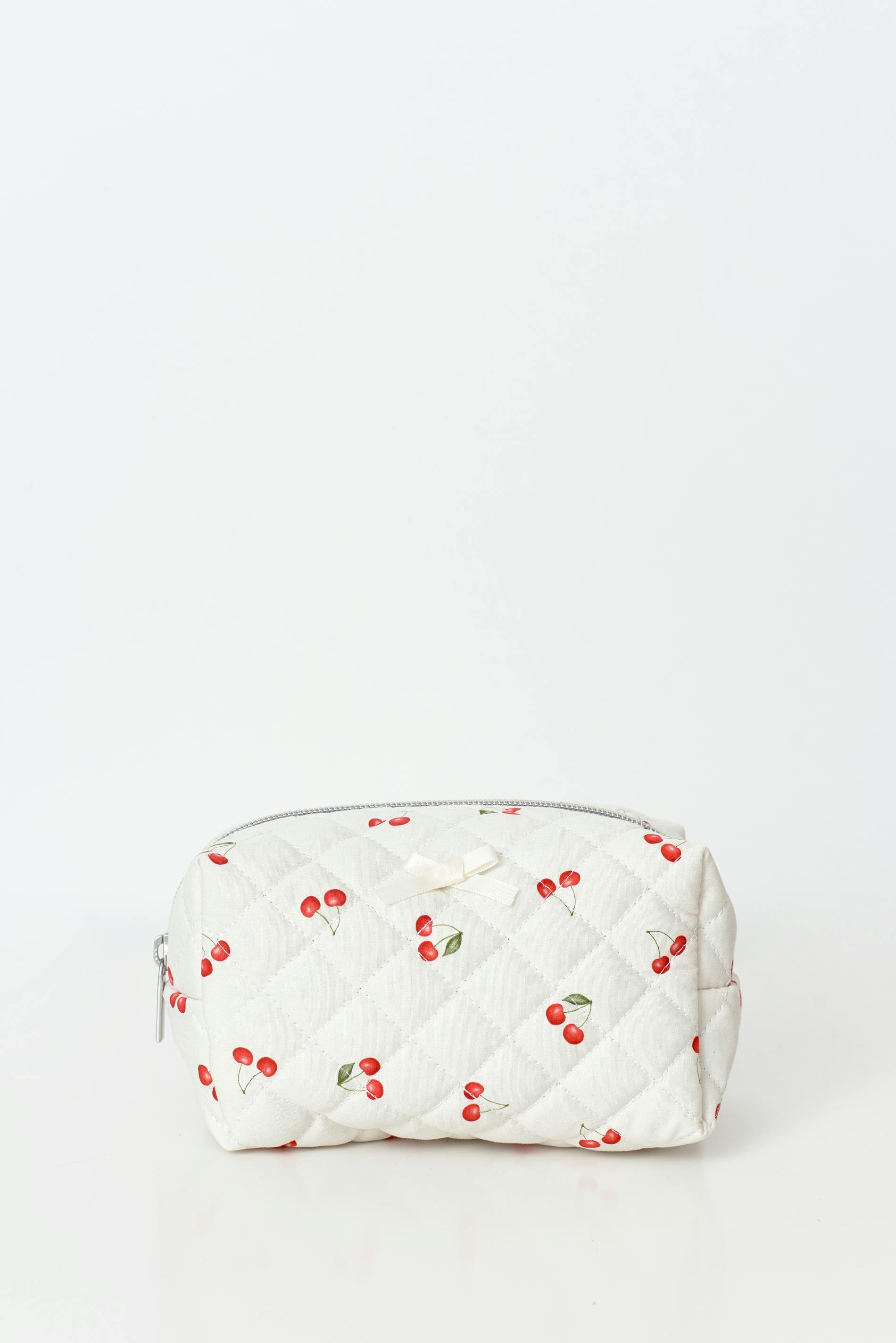Makeup bag