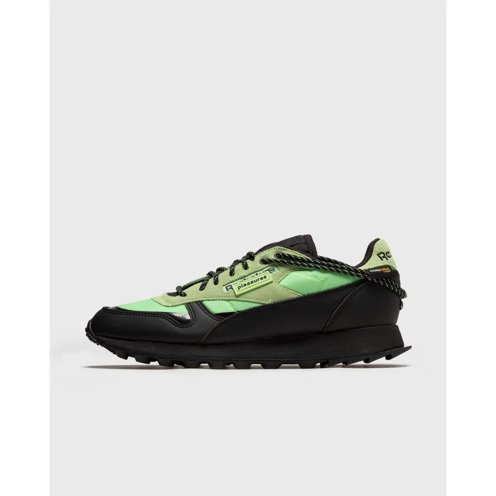 Reebok x Pleasures Classic Leather H06244 / schwarz