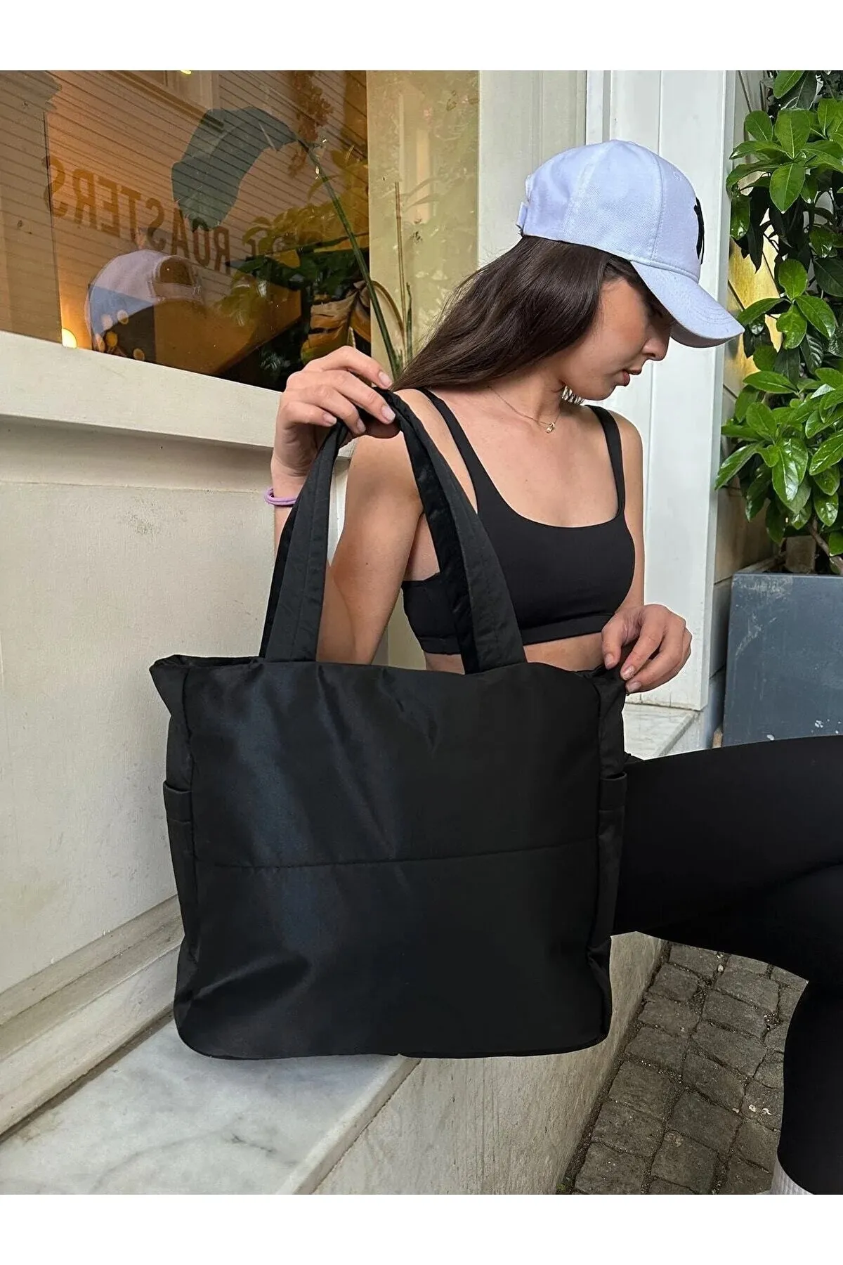 BEJNA  Große Handtasche für den Alltag mit Reißverschluss für Damen in Schwarz